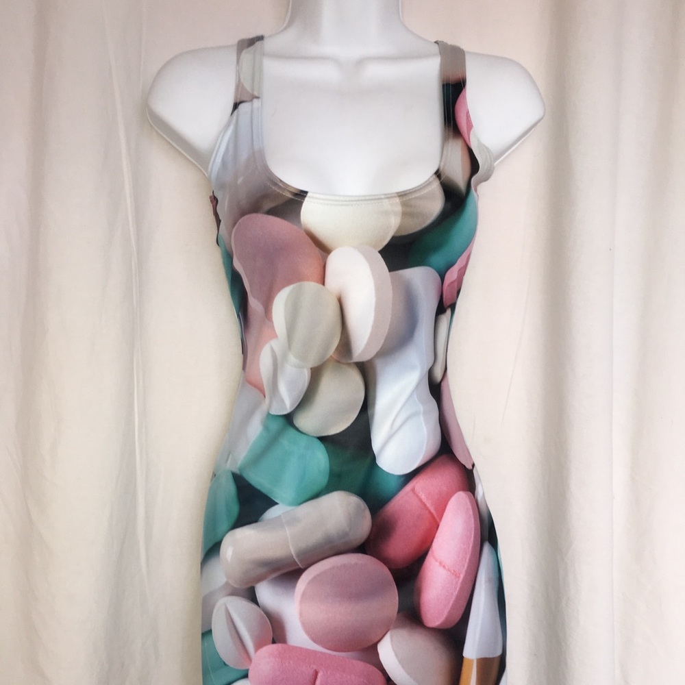 Blackmilk pill dress / black milk pill dress